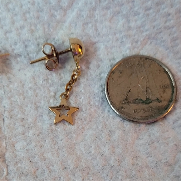 Chic 18k Yellow Polished Gold Star Dangle Post Stud Earrings - Picture 5 of 13